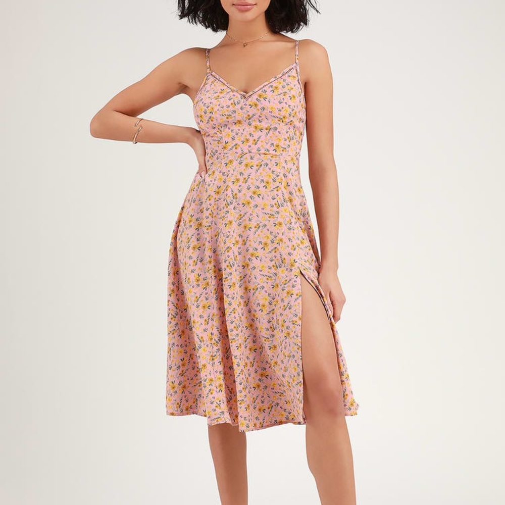 LuLus Esperanza Blush Floral Print Midi Dress